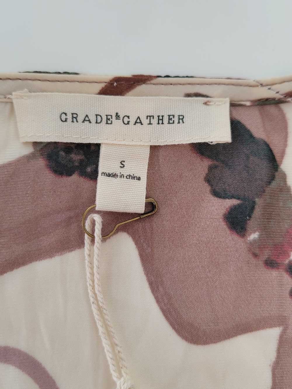 Grade & Gather Twist-Front Floral Maxi Dress in Blush and Olive Size S - Picture 13 of 16